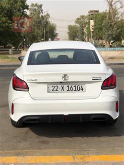 ئێم جی 5